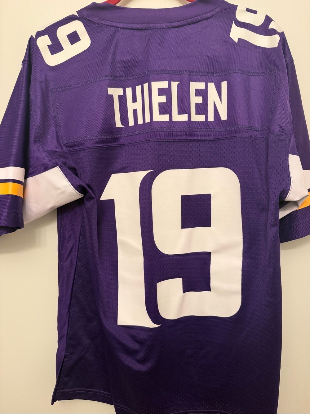 NWT 💜💛 Minnesota Vikings Thielen Jersey #19 - Picture 5 of 6